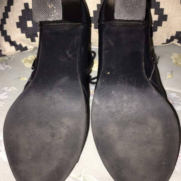 FINAL PRICE DROP!! BLACK LACE UP HEELS - Picture 4 of 5